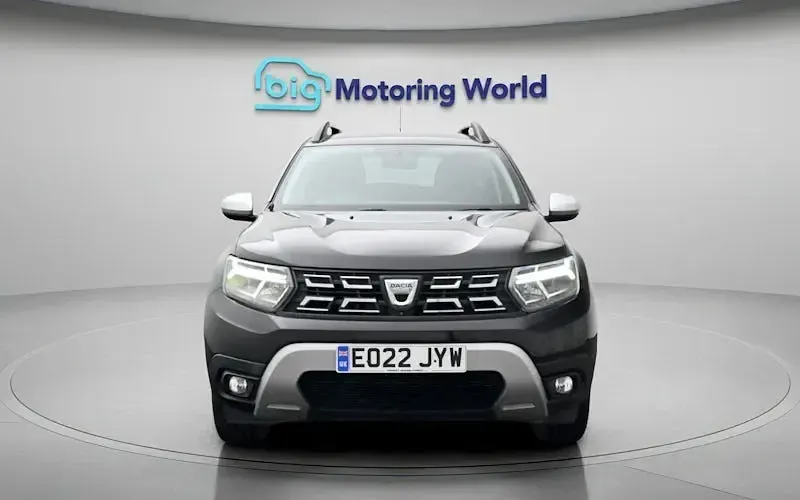 Käytetty Dacia Duster Prestige 91 HP (66 kW) 2022 Musta Katumaasturi