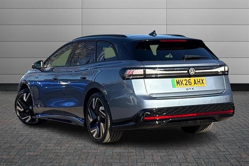 New VW ID.7 GTX 250 kW (340 HP) 2026 Stone washed blue with black roof Estate