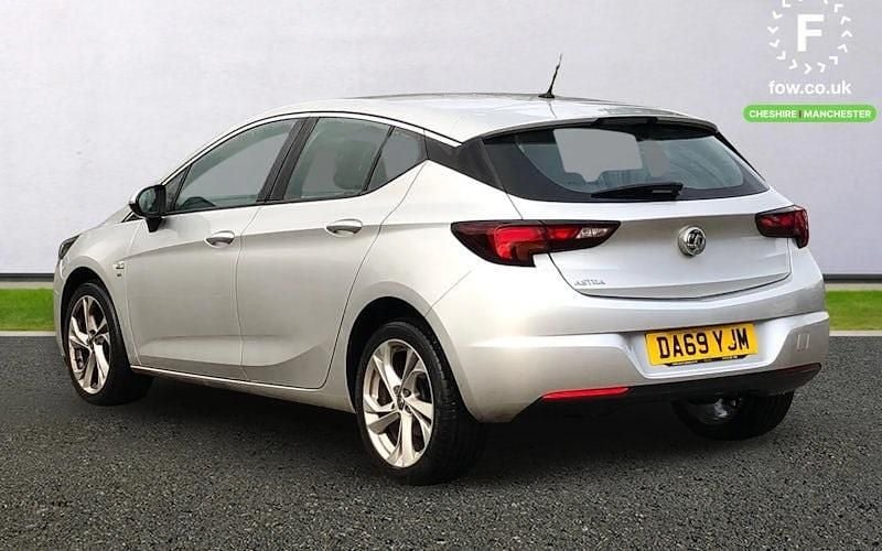 Used Vauxhall Astra Active 136 HP (100 kW) 2019 Silver Hatchback