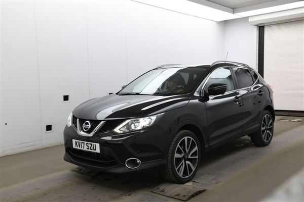 Black Used 2017 Nissan Qashqai S SUV | £12,295 (Fair price) - Image 1/1