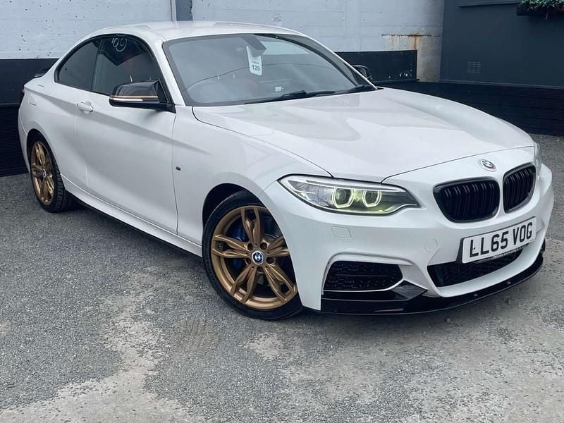 Used BMW M235 Comfort Edition 2015 White Coupe