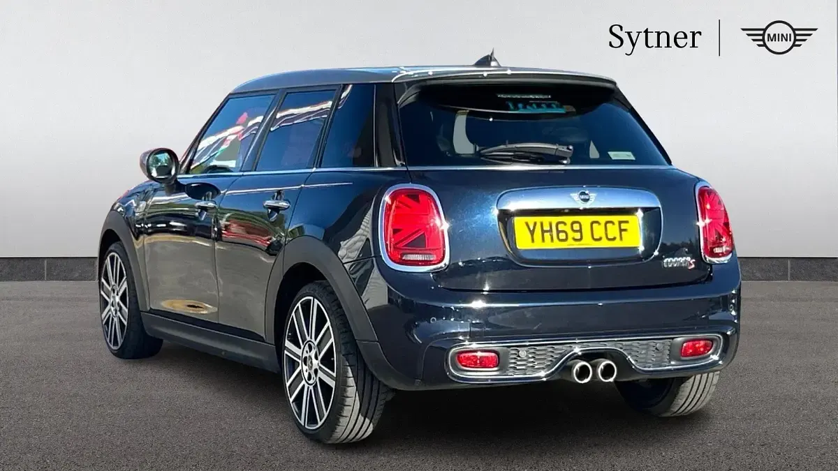 Gebraucht Mini Cooper S Exclusive 189 PS (139 kW) 2019 Schwarz Kleinwagen