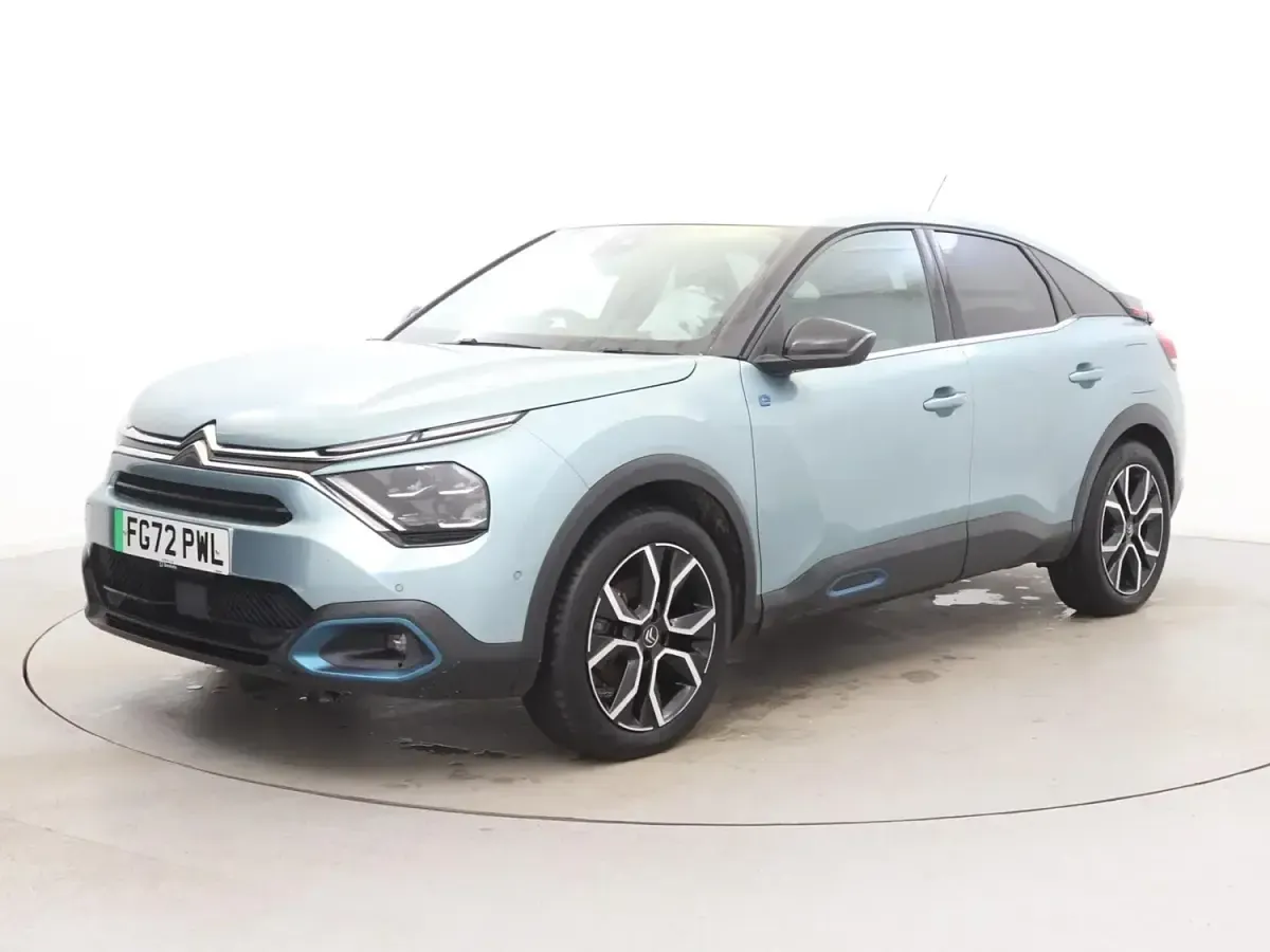 Usado Citroën e-C4 Shine 100 kW (136 HP) 2022 Azul Citadino