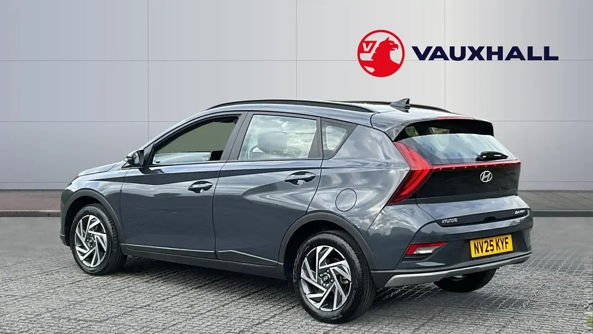 Usado Hyundai Bayon Advanced 101 HP (74 kW) 2025 Cinzento SUV