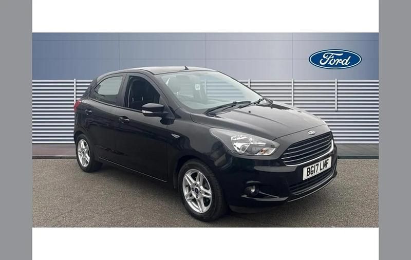 Used Ford Ka Plus Zetec 70 HP (51 kW) 2017 Black Hatchback