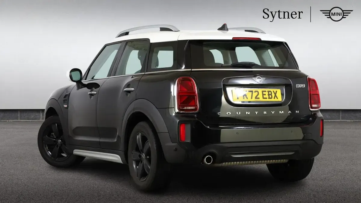 Used Mini Cooper Countryman Classic 134 HP (98 kW) 2022 Black SUV
