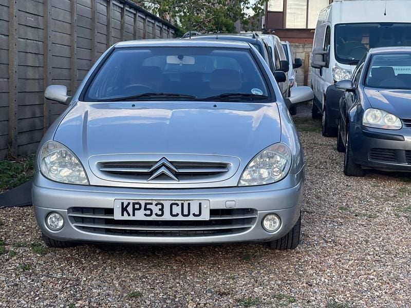 Silver Used 2003 Citroën Xsara Hatchback | £1,200 - Image 1/4
