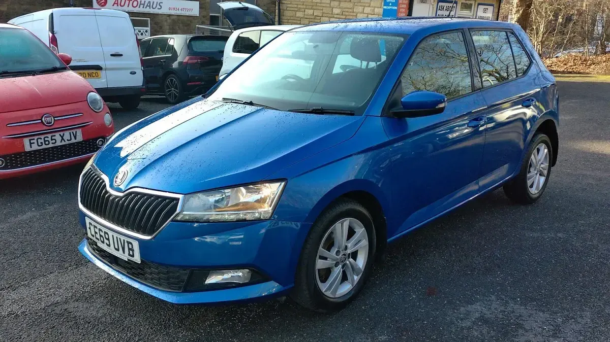 Used Skoda Fabia SE 95 HP (69 kW) 2019 Blue Hatchback