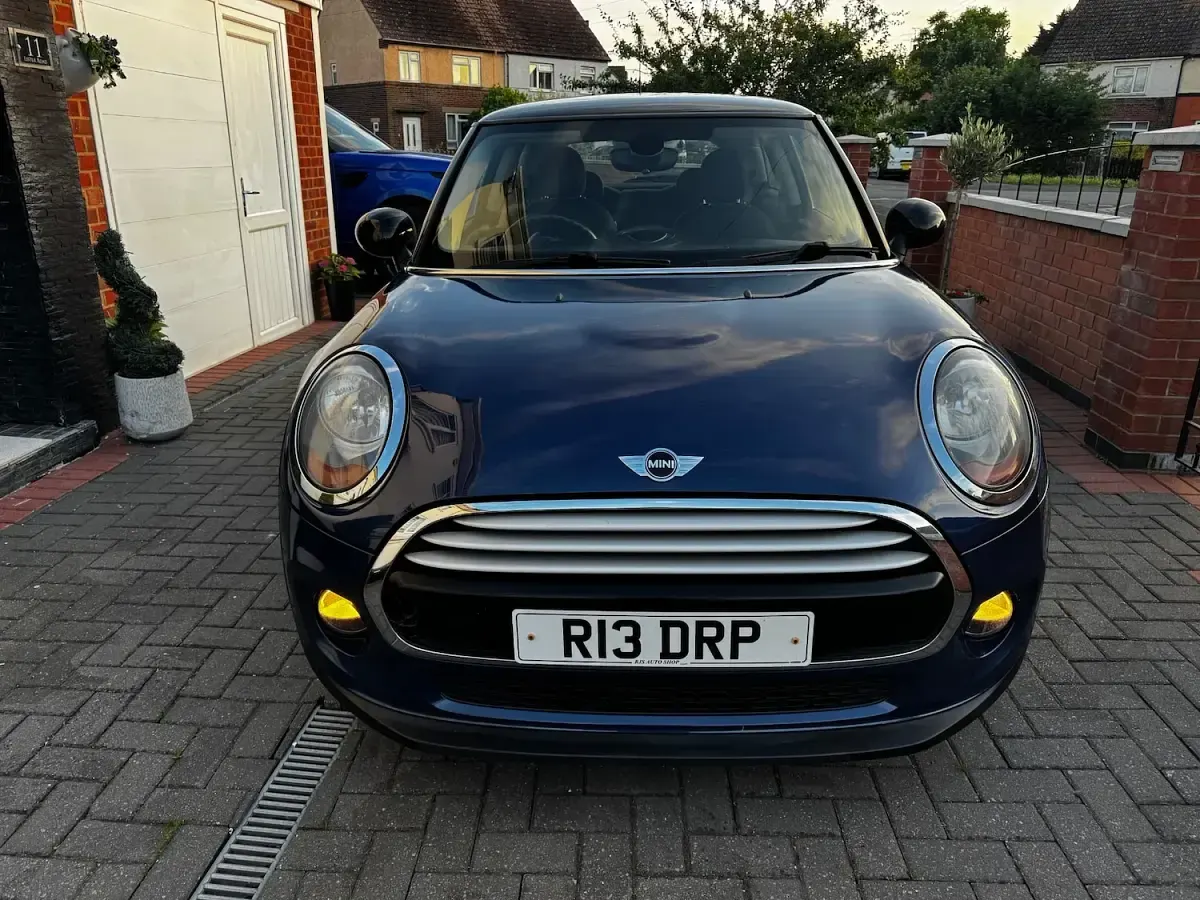Used Mini Cooper D Hatch 2014 Blue Hatchback