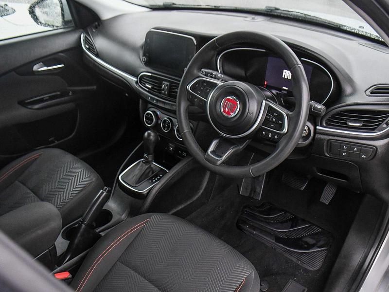 Used Fiat Tipo Garmin 128 HP (94 kW) 2023 Grey Hatchback