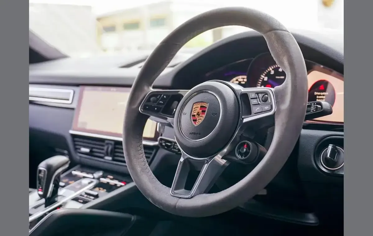 Used Porsche Cayenne S 434 HP (319 kW) 2019 Black SUV