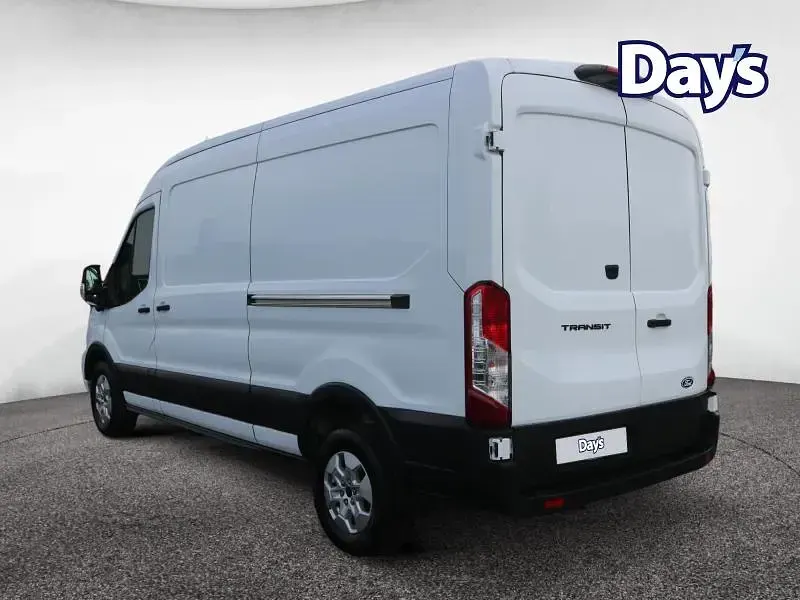 Used Ford Transit Limited 165 HP (121 kW) 2025 White Van