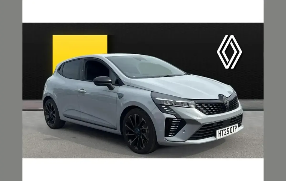 Used Renault Clio Esprit Alpine 90 HP (66 kW) 2025 Hatchback