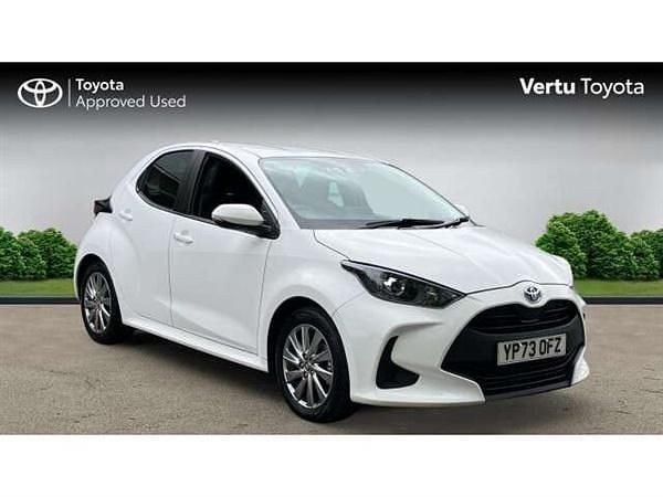 Used 2023 Toyota Yaris Hatchback | £17,683 (Good price) - Image 1/4