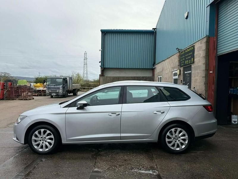 Used Seat Leon SE 104 HP (76 kW) 2014 Silver Estate