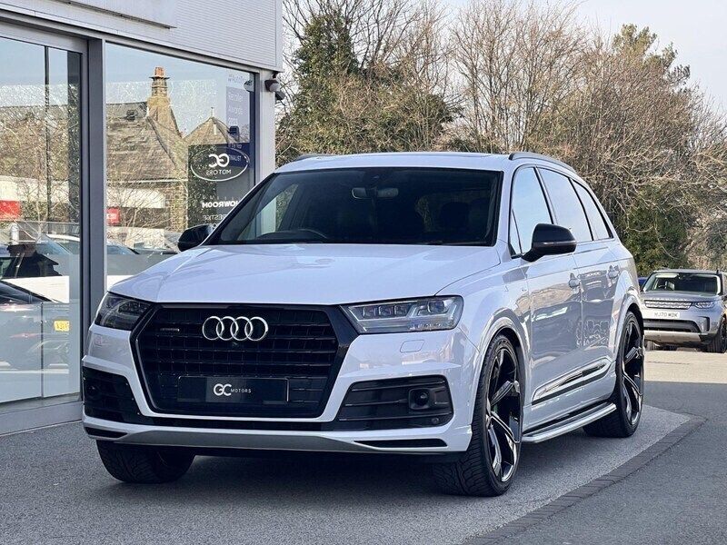 White Used 2019 Audi Q7 Advanced SUV | £40,490 (Super price) - Image 1/3