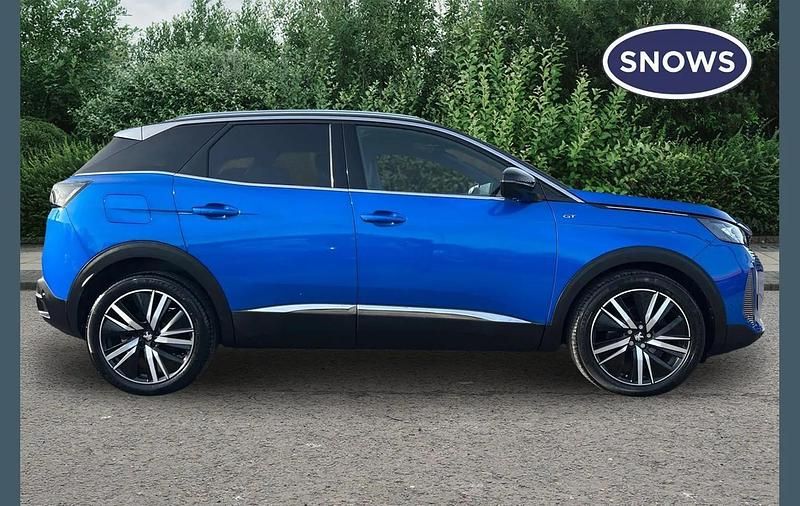 Used Peugeot 3008 Premium 131 HP (96 kW) 2022 Blue SUV