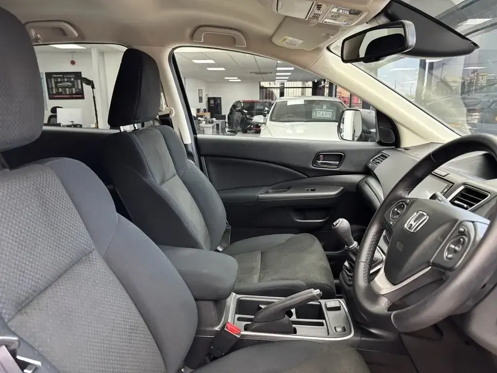 Używany Honda CR-V SE Plus 155 KM (114 kW) 2017 Czarny SUV