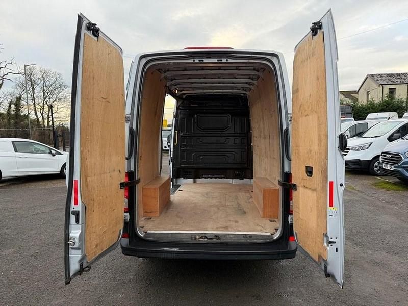 Used VW Crafter Startline 102 HP (75 kW) 2023 Silver Van