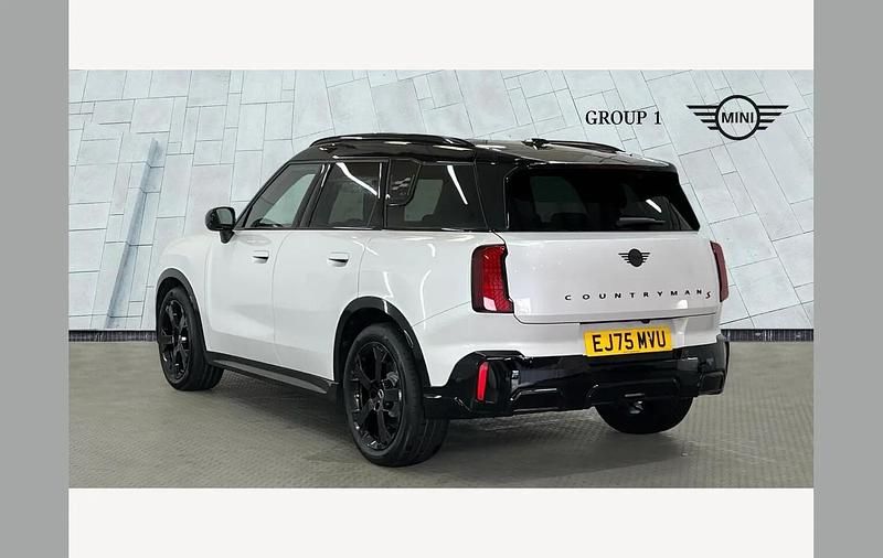 Used Mini Countryman Sport 218 HP (160 kW) 2025 White SUV