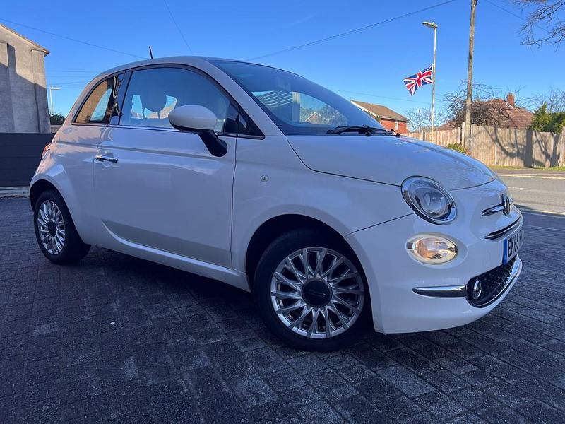 Used Fiat 500 Lounge 69 HP (50 kW) 2015 White Hatchback