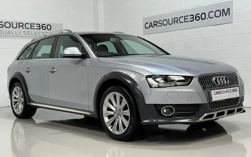 Begagnad Audi A4 Allroad Design 177 HK (130 kW) 2014 Silver Kombi