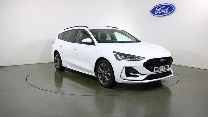 Used Ford Focus ST-Line 2023 White Estate