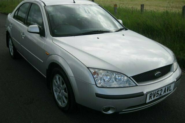 Używany Ford Mondeo 2002 Hatchback