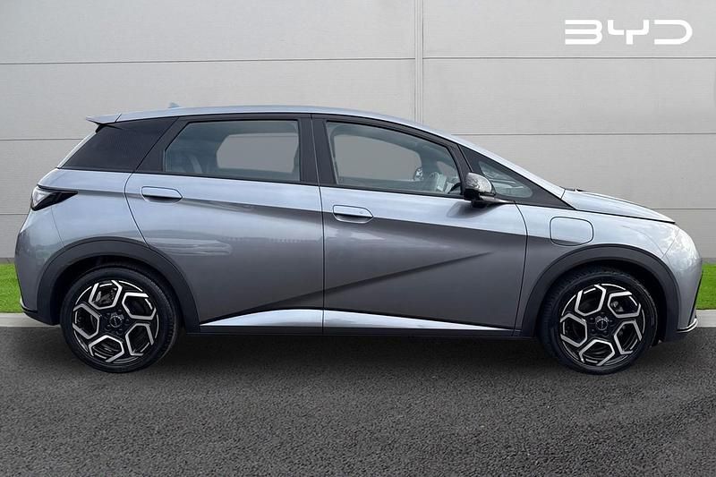 Used BYD Dolphin Comfort 47 kW (65 HP) 2024 Grey Hatchback