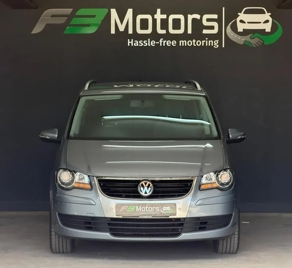 Used VW Touran Match 140 HP (102 kW) 2010 Grey MPV
