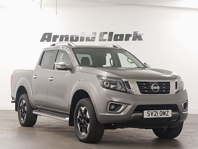 Grey Used 2021 Nissan Navara Tekna Pickup | £16,998 (Good price) - Image 1/4