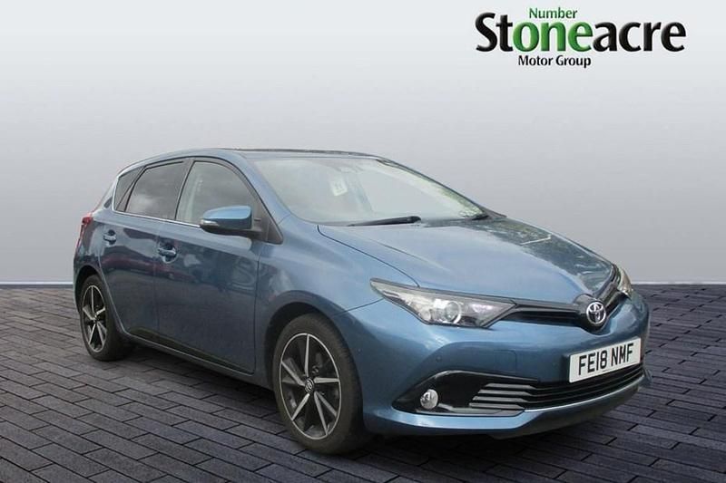 Used 2018 Toyota Auris Design | £11,350 (Fair price) - Image 1/1
