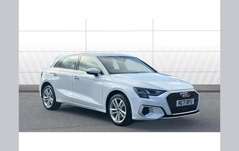 White Used 2022 Audi A3 e-tron Sport Hatchback | £21,277 (Good price) - Image 1/4