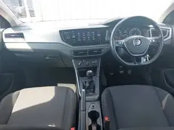 Used VW Polo SE 95 HP (69 kW) 2018 Red Hatchback