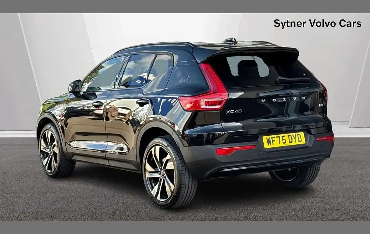 Used Volvo XC40 Ultra 161 HP (118 kW) 2025 Black SUV