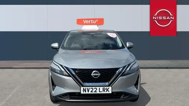 Used Nissan Qashqai N-Connecta 140 HP (102 kW) 2022 Silver SUV