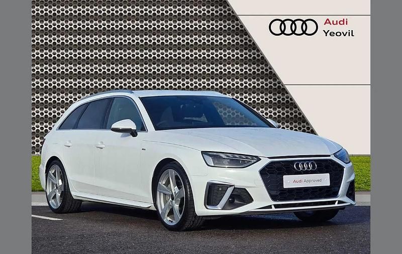 Used Audi A4 S-Line 200 HP (147 kW) 2024 White Estate