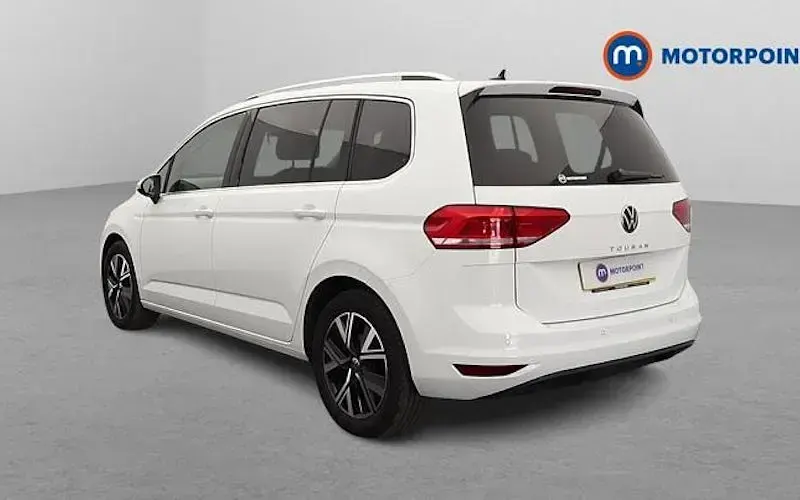 Used VW Touran SEL 150 HP (110 kW) 2025 White MPV