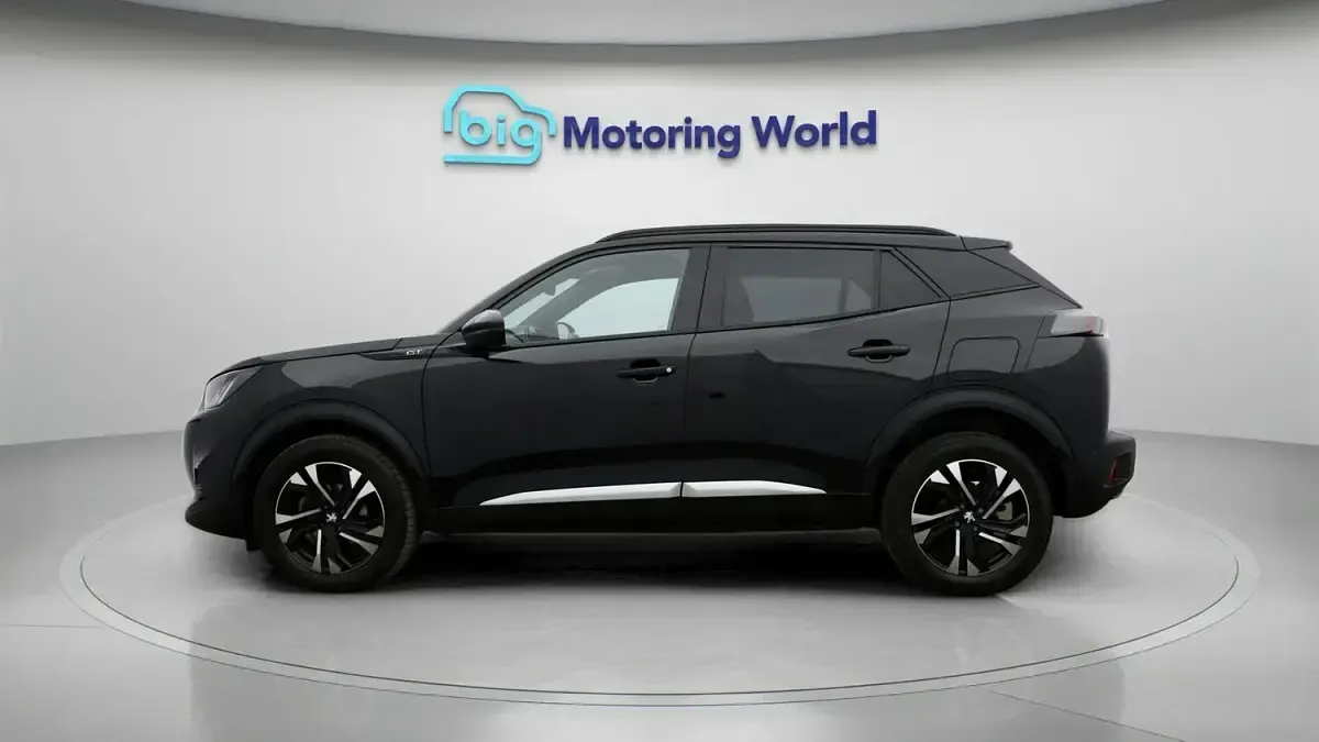 Used Peugeot 2008 GT 130 HP (95 kW) 2021 Black SUV