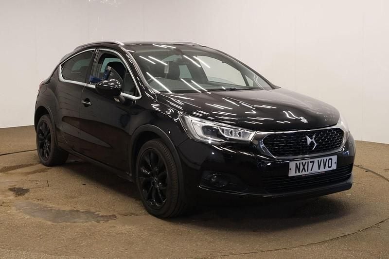 Used DS Automobiles DS4 120 HP (88 kW) 2017 Black Hatchback