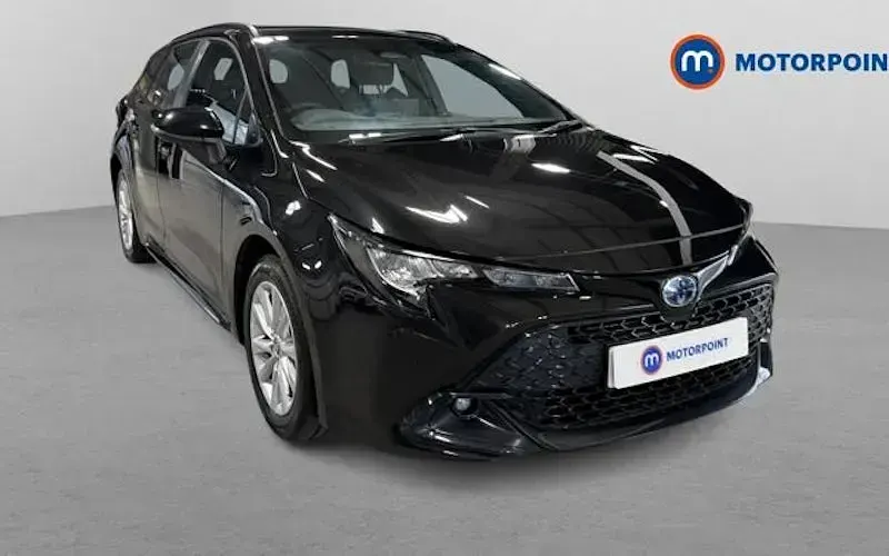 Used Toyota Corolla 140 HP (102 kW) 2026 Estate