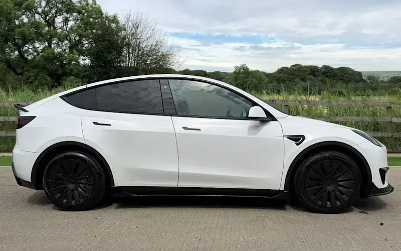 Used Tesla Model Y RWD 254 kW (346 HP) 2022 White SUV