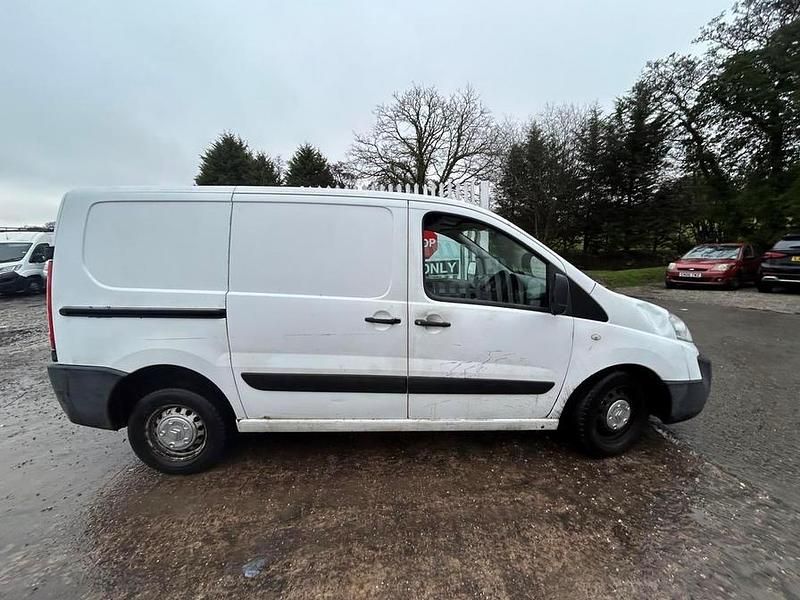 Used Citroën Dispatch 2013 White MPV