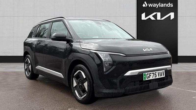 Black Used 2025 Kia EV3 Air SUV | £27,795 (Fair price) - Image 1/4