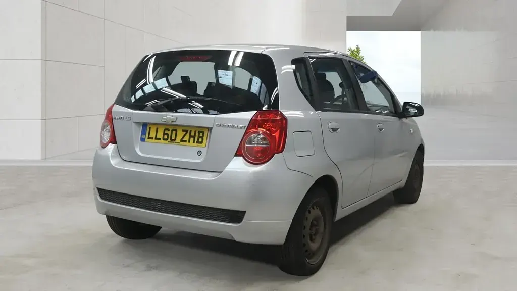 Used Chevrolet Aveo LS 2011 Silver Hatchback