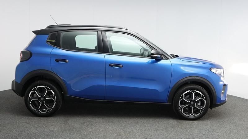 Used Citroën C3 PureTech 101 HP (74 kW) 2025 Blue SUV