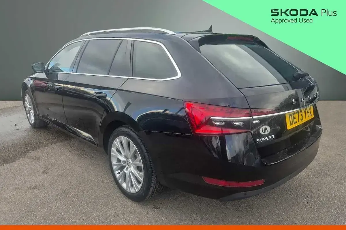 Used Skoda Superb SE L 196 HP (144 kW) 2023 Black magic pearl effect Estate