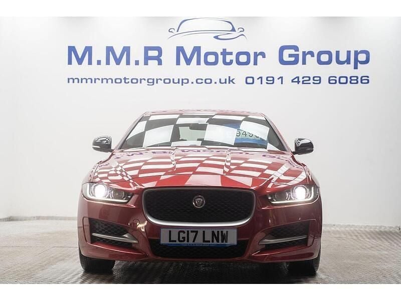Used Jaguar XE R-Sport 180 HP (132 kW) 2017 Red Sedan