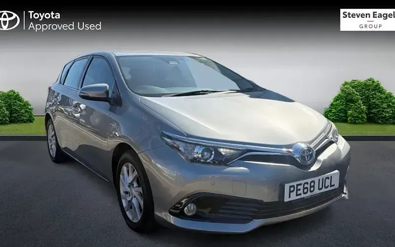 Used Toyota Auris Hybrid 136 HP (100 kW) 2019 Hatchback