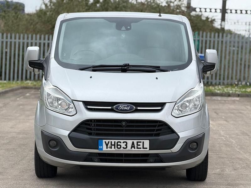 Used Ford Transit Custom Limited 155 HP (114 kW) 2013 Silver Van